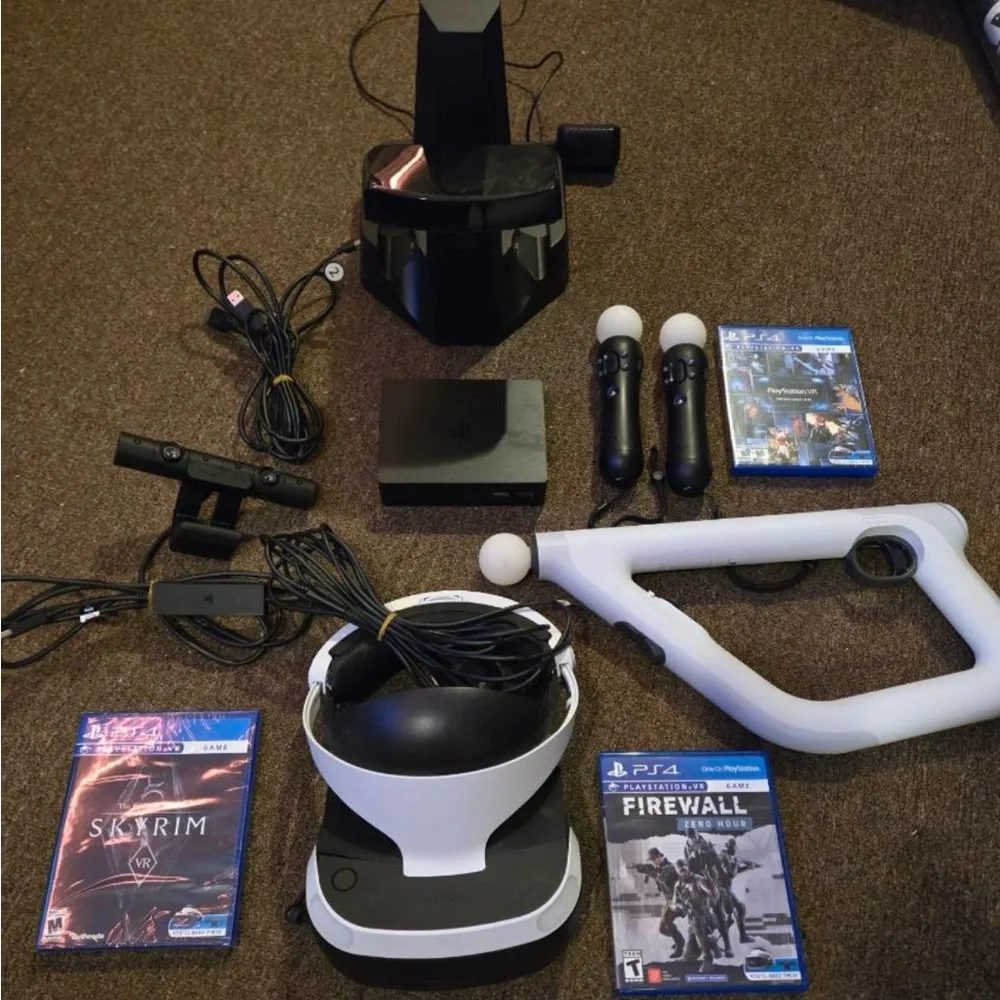 PS VR Headset & games